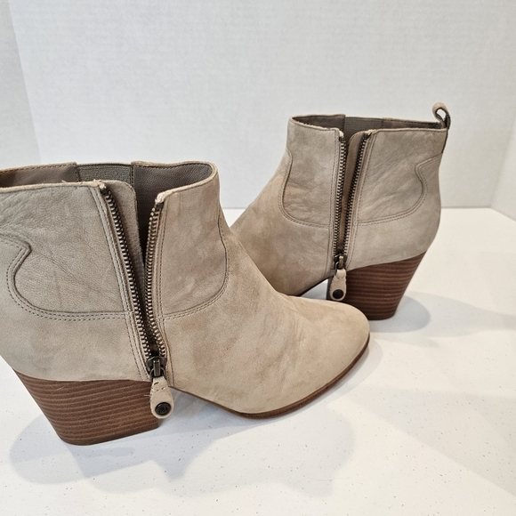 Nurture Boots Women's Size 10 Tan Leather Zip Up Ankle Boot Western Chunk Heel - Picture 11 of 15